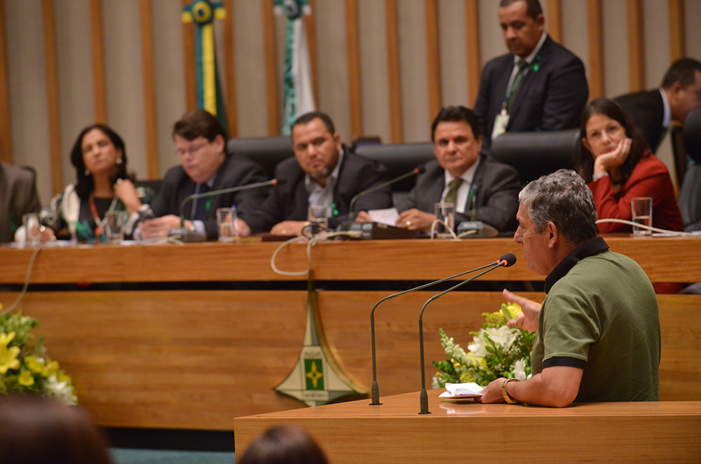 Abril Verde: audiência pública lota plenário da CLDF